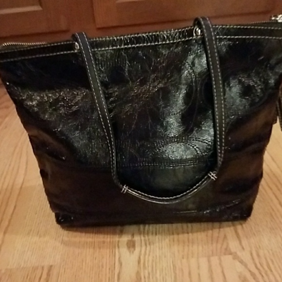 Black patent leather Coach purse - Picture 2 of 6